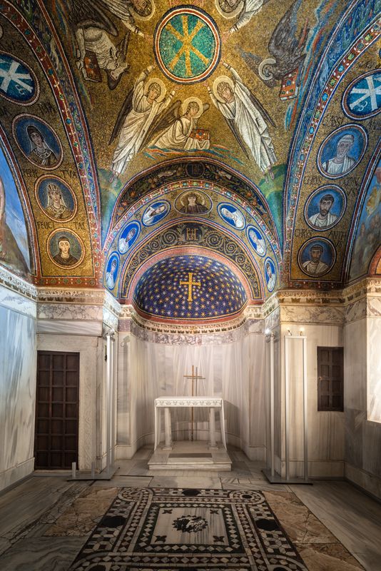 Cappella Arcivescovile o di sant'Andrea (diritti fotografia dell'Opera di Religione della Diocesi di Ravenna, courtesy Servizio Turismo di Ravenna)